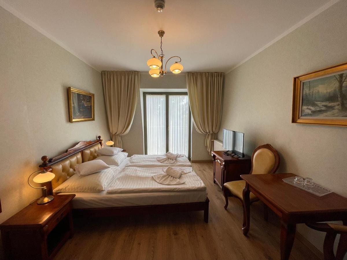 Aparthotel Irys 3*