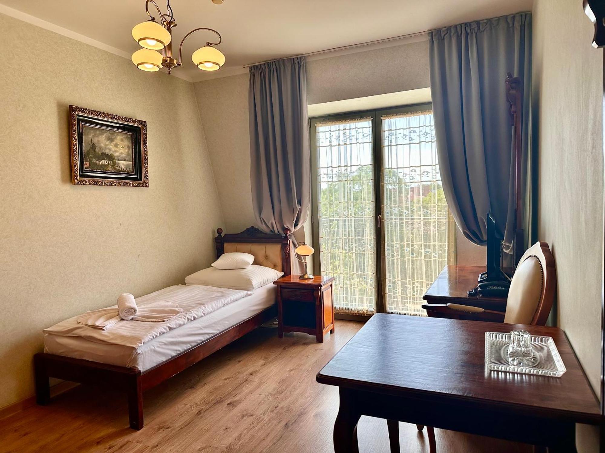 Irys Aparthotel